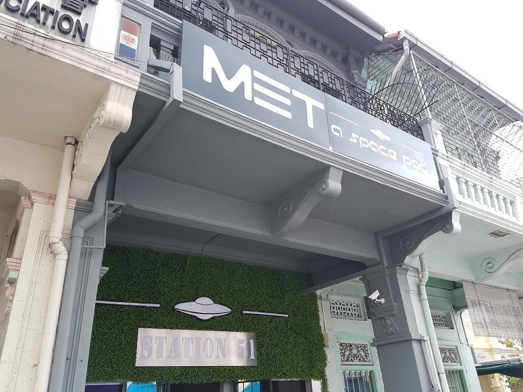 Met A Space Pod @ Little India Singapore Exterior photo